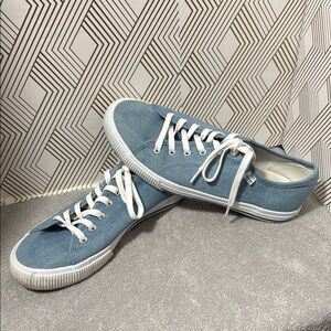 Hurley tennis shoes women size 10 Blue Canvas Sneakers with White Laces